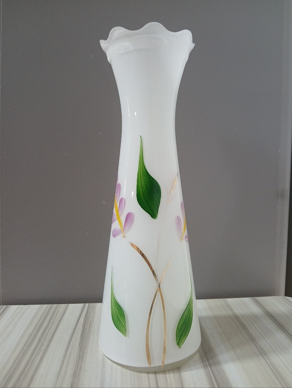 Vtg Bartlett Collins Hand Painted White Blown Glass Floral Vase Purple Gold 9"